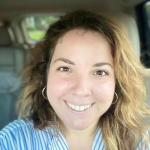 Meet your Posher, Angela